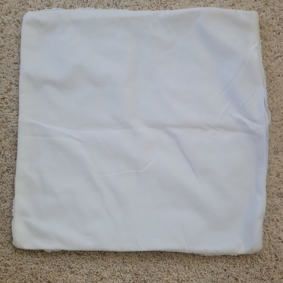 Fuzzy Furry White Pillow Cases Accent Throw Pillows Covers Home Decor Zip - Picture 3 of 4